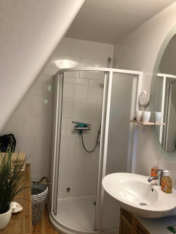 Ferienhaus Reetdach 1300Qm Privatgrundstueck Bootssteg Sauna Templin Luebbesee Uckermark Erholung Pur Seenplatte Petersdorf  المظهر الخارجي الصورة